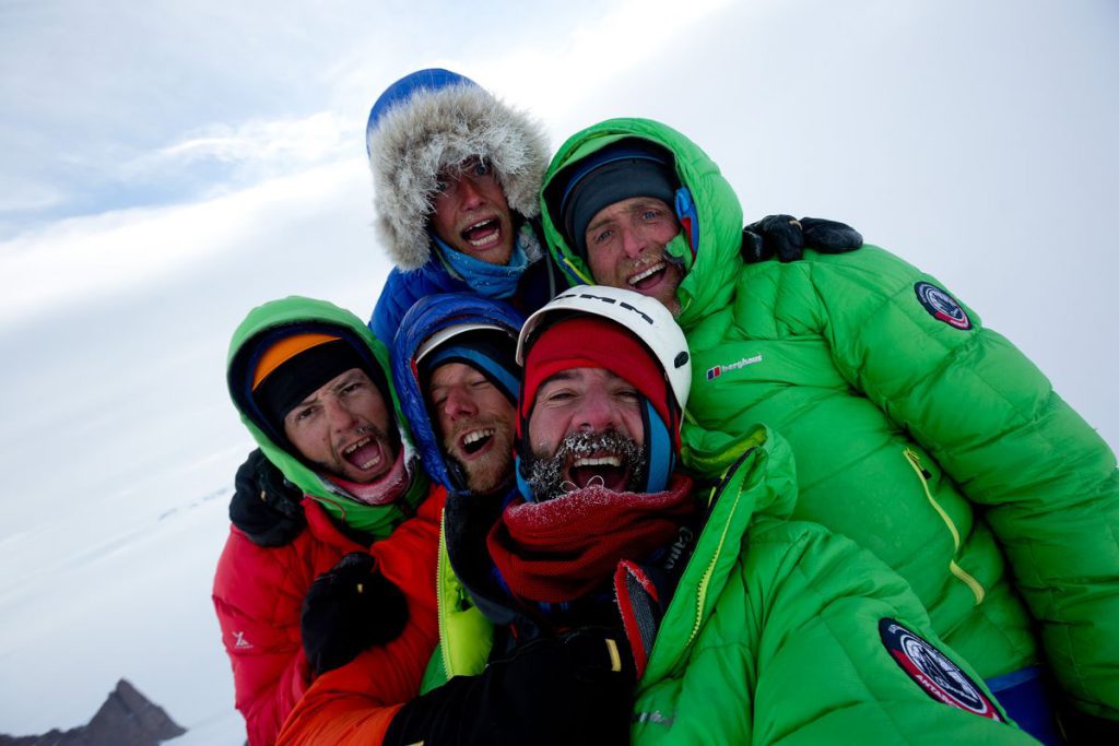 Ulvetanna Summit Photo